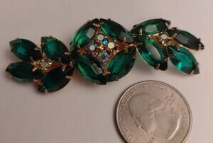 vintage gold-tone mid-century brooch